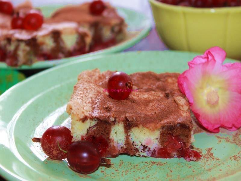 Простой пирог с крыжовником