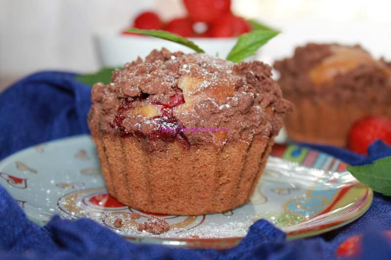 Кексы с клубникой